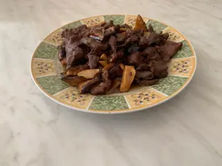 Ternera Con Bambú Y Setas