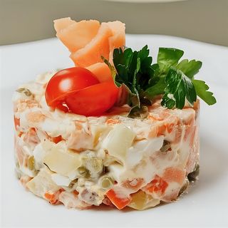Оливье с сёмгой (250г)