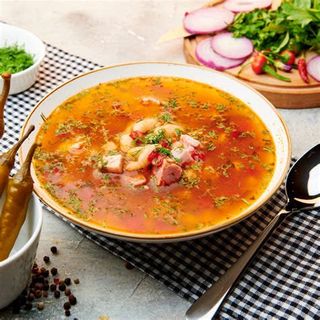 Ciorbă de fasole cu afumătură