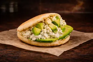 Arepa Reina Pepiada