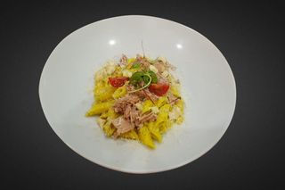 Penne al tonno in salsa gorgonzola con curcuma