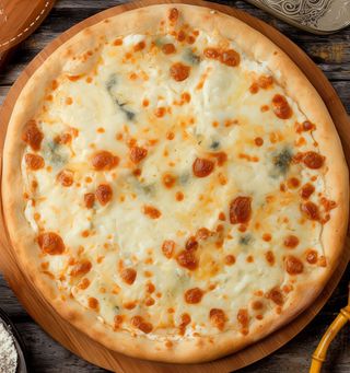 Pizza 4 Quesos (30 Cm.)