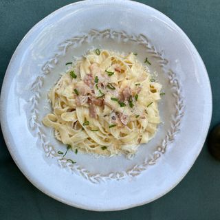 პასტა კარბონარა