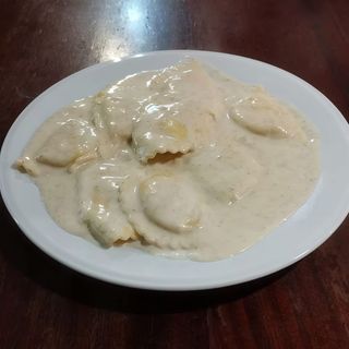 Panzerotti relleno de higo y queso de cabra