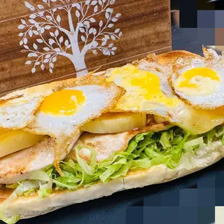 Bocadillo Exótico