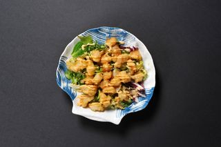 Tempura de camarones con salsa spicy mayonesa