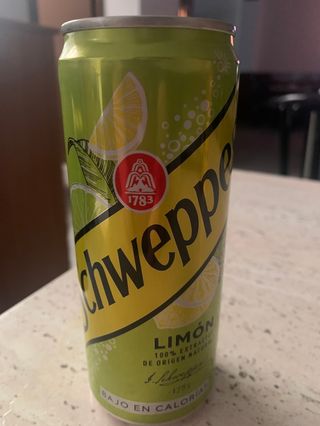 Schwppes limon