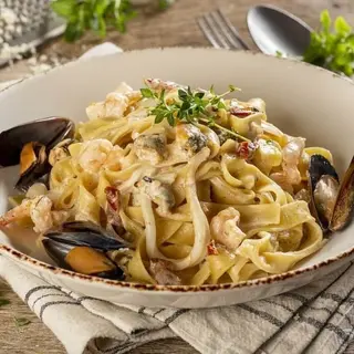 Паста з морепродуктами (300г)