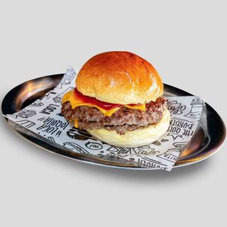 The Boss Cheeseburger