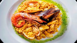Paella marinera