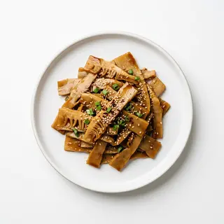 Tapa De Bambú Aliñado En Salsa De Soja
