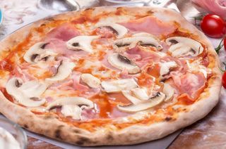 Prosciutto e funghi