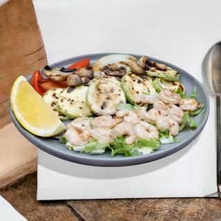 Creveti cu Legume la Gratar 300 Gr.