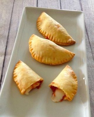 Panzerotti pomodoro e mozzarella - 6 pezzi