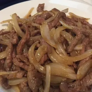 Ternera Con Cebolla