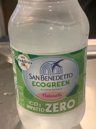 acqua gasata