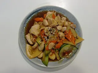 Mandolas Chicken