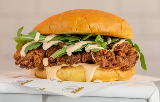Antoñita Chicken Burger