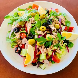 Ensalada De Atún