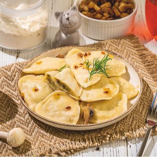 Вареники з картоплею та грибами (330г)