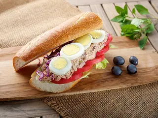 Bocadillo Thon & Oeuf