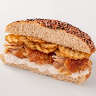 Домашна Питка с обекостено пиле на грил