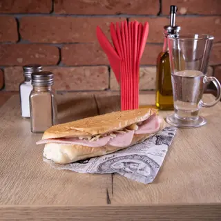 Toast cu șuncă