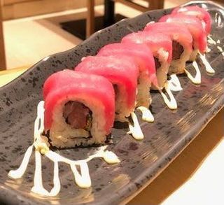 39.Maguro rolls 8 peças