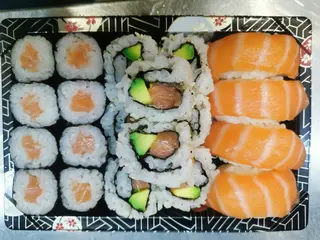 A11 - Maki + California + Nigiri