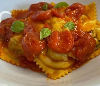 Ravioli De Ricotta Y Espinacas