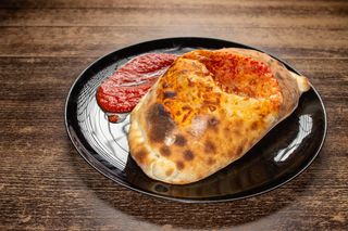 Pizza Calzone (impachetata)  Ø 32cm