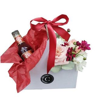 Drink and flowers to go. No.2