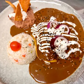 Pollo al mole 