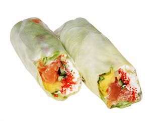 Spring roll z łososiem (260g)