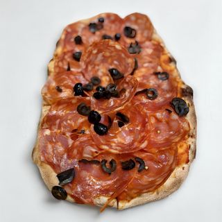 Pizza Salame Piccante