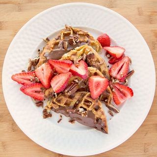 Nutella & Strawberry Waffle