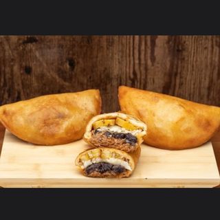 Empanada de Pabellón Criollo 