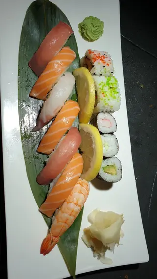 28. Sushi Moriawase