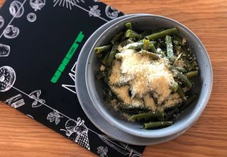 Стручкова квасоля з Пармезаном (200г)