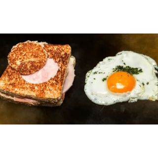 Sándwich Mixto Con Huevo