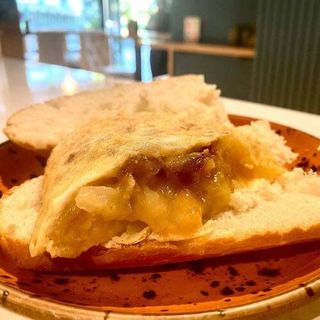 Bocadillo doble de tortilla