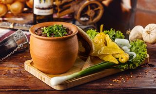 ლობიო მწნილის ასორტით