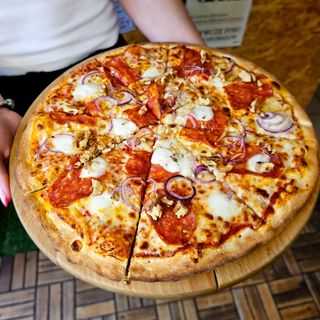 47. Pizza Calabra 33cm