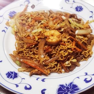 #28B. Tallarines Especial Plancha