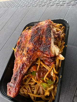 Spaghetti + Chicken ( Small Pack)
