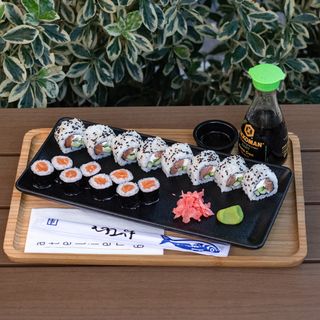 Сьомга сет (16бр 320г)