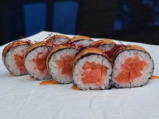 Макі XXL з лососем (252g)