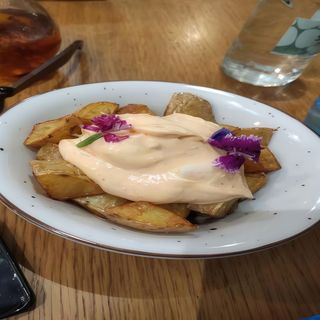 Patates Braves - Amb La Nostra Salsa Brava Casolana