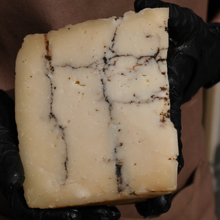 Pecorino Moliterno al truffle 