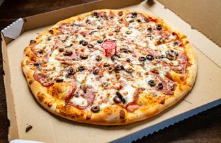 Pizza Rustica Ø 32cm 1+1 GRATIS